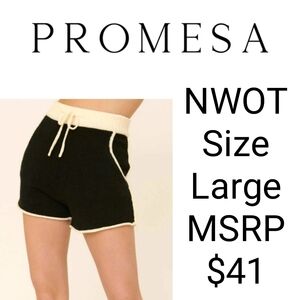 NWOT Promeda Chill Pill Exposed-Seam Pocket Sweater Shorts Size Large